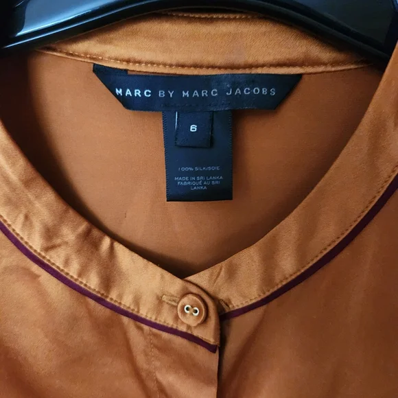 100% Silk blouse, top Marc Jacob,color brown size 6. - Picture 4 of 6